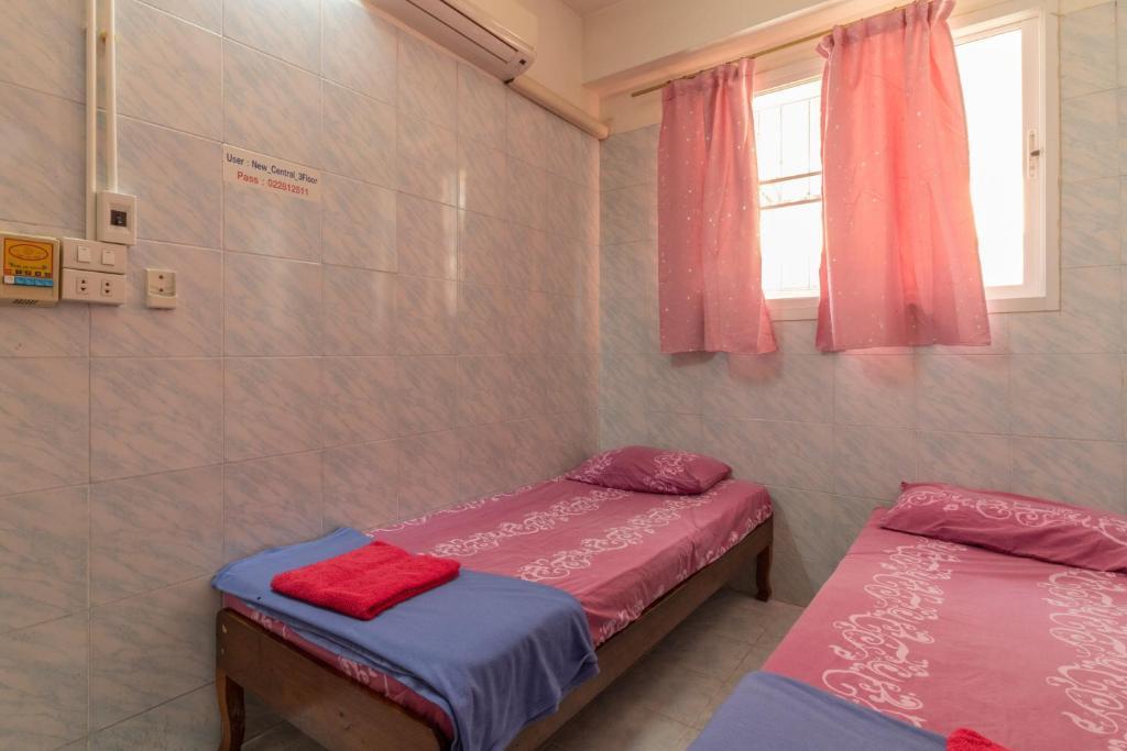 New Central Guesthouse Bangkok Luaran gambar