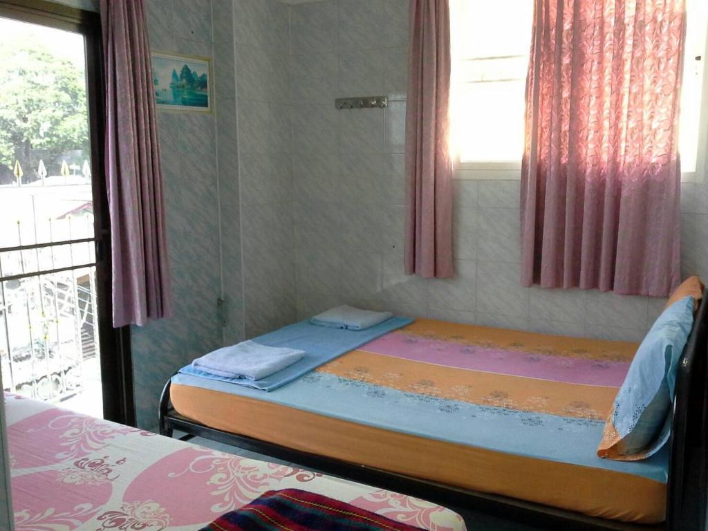 New Central Guesthouse Bangkok Luaran gambar